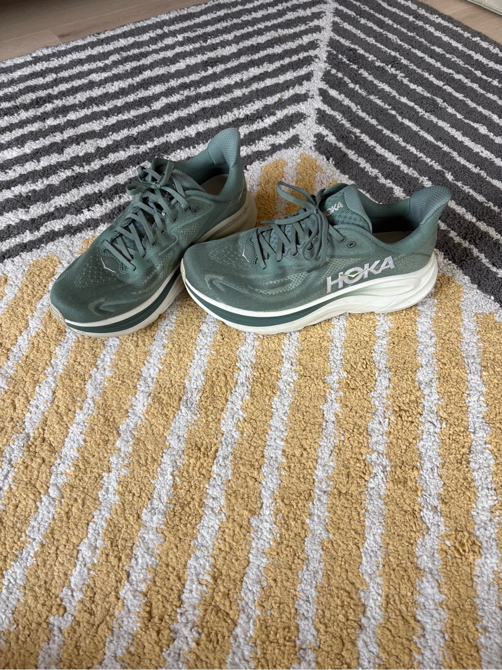 Hoka Clifton